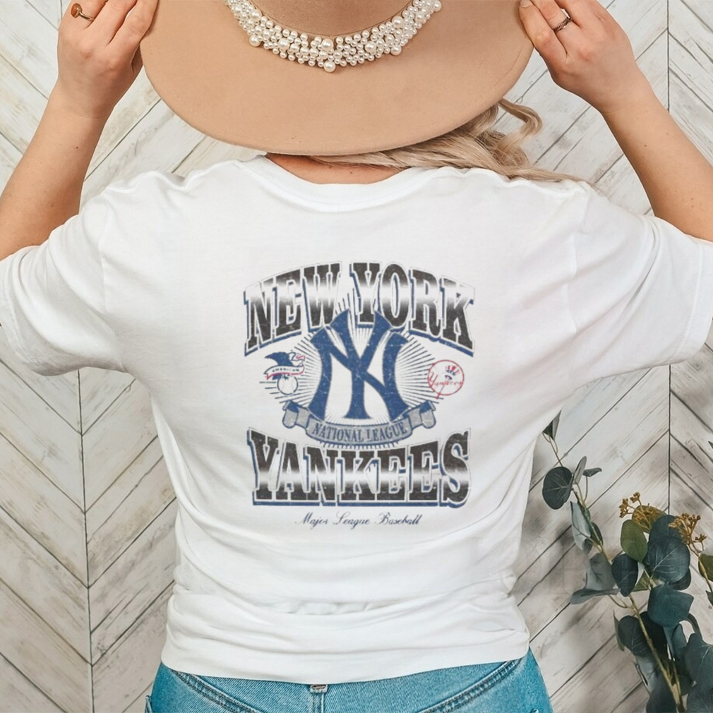 New Era Mlb Gradient Arch New York Yankees Shirt