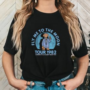 Original fly Me To The Moon Tour 1982 Coming To A Planet Near You Shirt