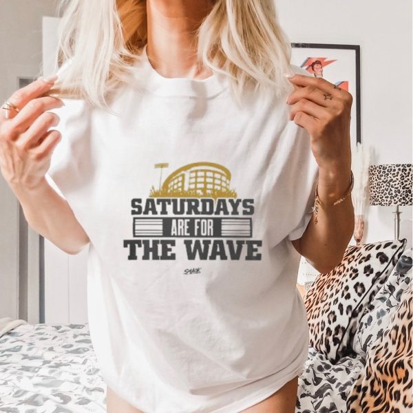 Iowa Hawkeyes Football Saturdays Are For The Wave 2023 Shirt