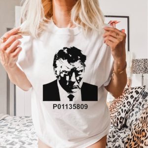 Donald Trump mugshot p01135809 shirt