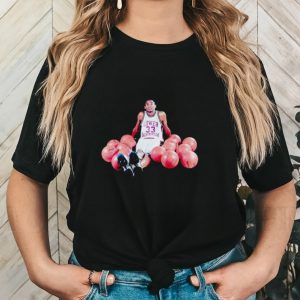 Kobe and basketball shirt