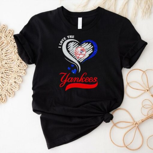 I love the Yankees diamond heart shirt