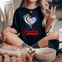 I love the Yankees diamond heart shirt