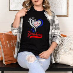 I love the Yankees diamond heart shirt