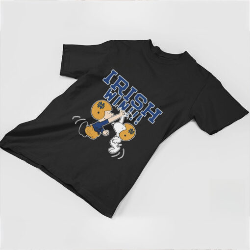 Official Charlie And Snoopy High Five Notre Dame Fighting Irish Win Navy Midshipmen Graphic t shirt