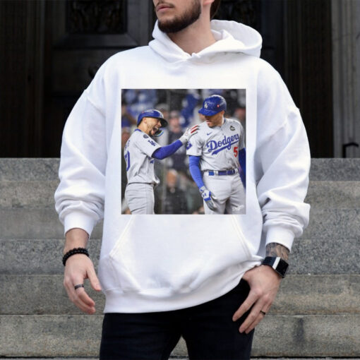 Official Mookie Betts And Freddie Freeman Los Angeles Dodgers Mama There Goes That Man t shirt