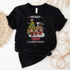 2024 Cincinnati Reds Snoopy And Friends Merry Christmas Shirt