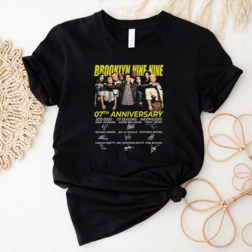 Brooklyn Nine Nine 7th Anniversary Signatures T Shirt