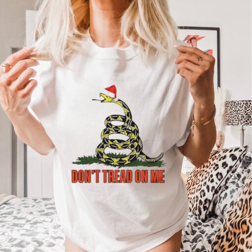 Don’t tread on me Christmas Gadsden flag T shirt