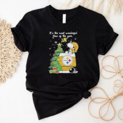 It’s The Most Wonderful Time Of The Years Peanuts Snoopy And Woodstock X Pittsburgh Steelers Merry Christmas Shirt