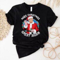 Make Christmas great again funny Santa Trump 2024 election design shirt