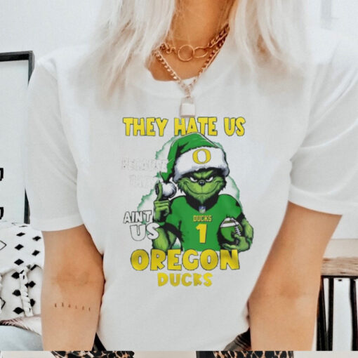 Official Sana Grinch They Hate Us Because They Ain’t Us Oregon Ducks Christmas 2024 Shirt