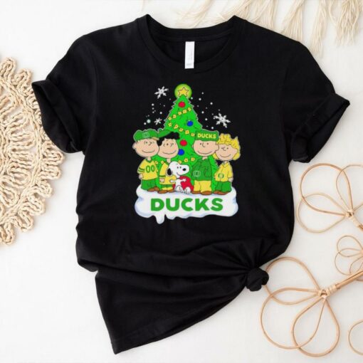 Peanuts Oregon Ducks Christmas tree shirt