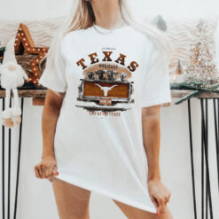 Texas Longhorns labs in truck Hook ‘Em shirt