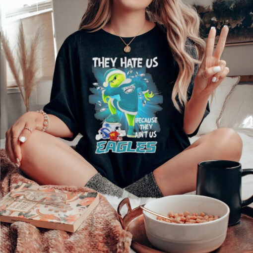 They Hate Us Because They Ain’t Us Grinch X Philadelphia Eagles Stomp On NFL Teams Christmas Shirt