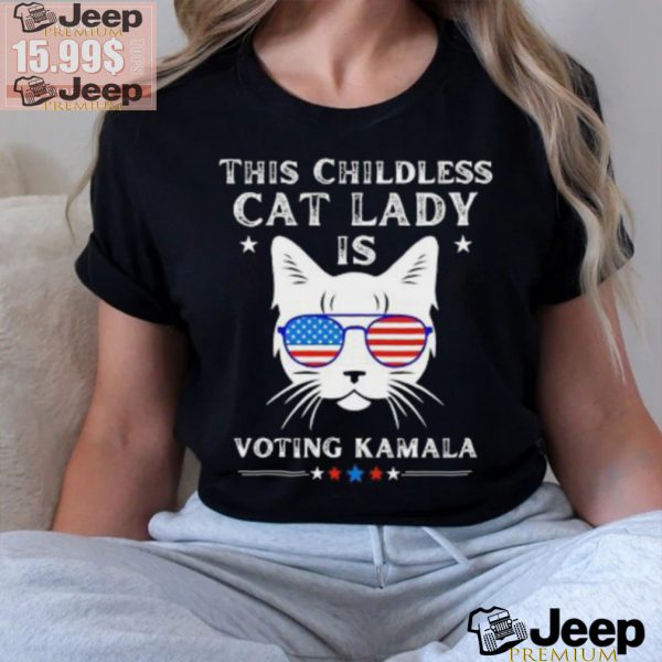 This Childless cat lady is Voting Kamala Harris 2024 cat wear sunglasses shirt1