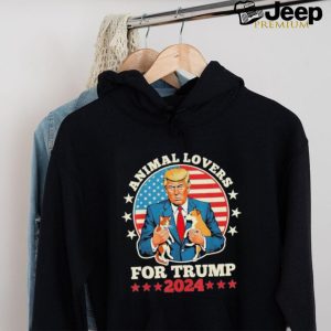 Animal Lovers For Trump 2024 Cat And Dog Debate Shirt