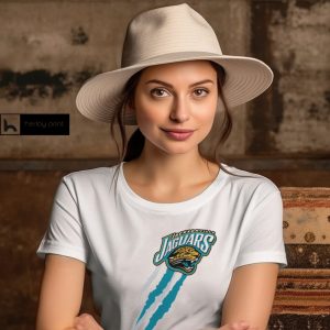 Jacksonville Jaguars Starter Retro Team Logo Color Scratch T Shirt