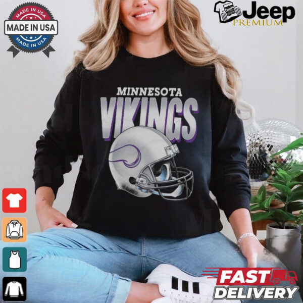 Minnesota Vikings Gradient Helmet shirt