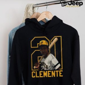 Pittsburgh Pirates Boberto Clemente Award T Shirts