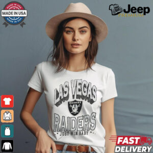 Las Vegas Raiders Gameday Couture Women_s Time Out Oversized shirt