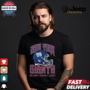 New York Giants Helmet Garment Dyed Heavyweight T Shirt