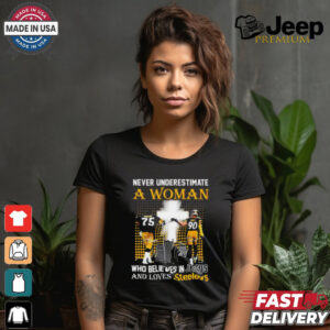 Official Never underestimate a woman who believes in Jesus and loves Pittsburgh Steelers T shirt