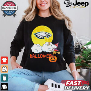 Snoopy Philadelphia Eagles NFL Halloween 2024 Shirt