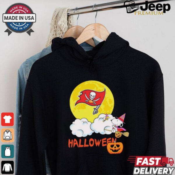 Snoopy Tampa Bay Buccaneers NFL Halloween 2024 Shirt