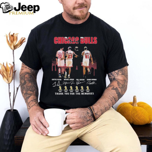 Official Chicago Bulls Scott Pippen Michael Jordan Phil Jackson Dennis Rooman T Shirt