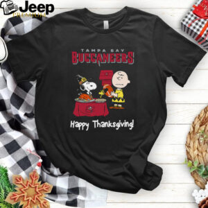 Peanuts Tampa Bay Buccaneers Football Happy Thanksgiving T Shirt