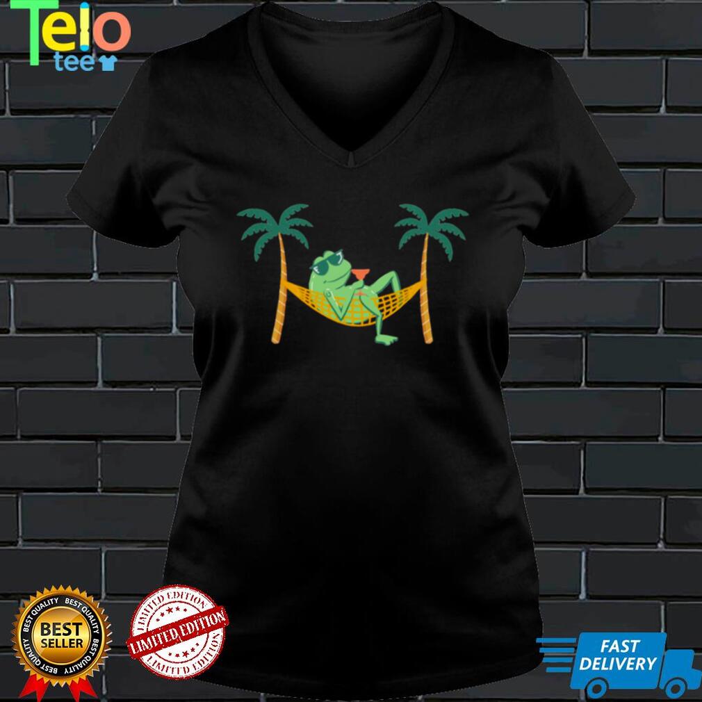 Frog At The Beach Summer Chill shirt
