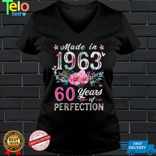 Made In 1963 Floral Vintage 60th birthday gifts for Women T Shirt (1)