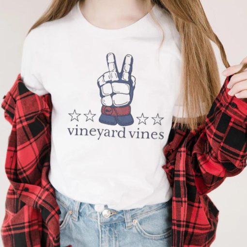 Nice vineyard vines boys’ lacrosse glove peace sign shirt