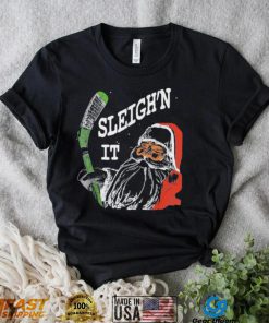 Hockey santa sleigh’n it hockey Christmas sweater