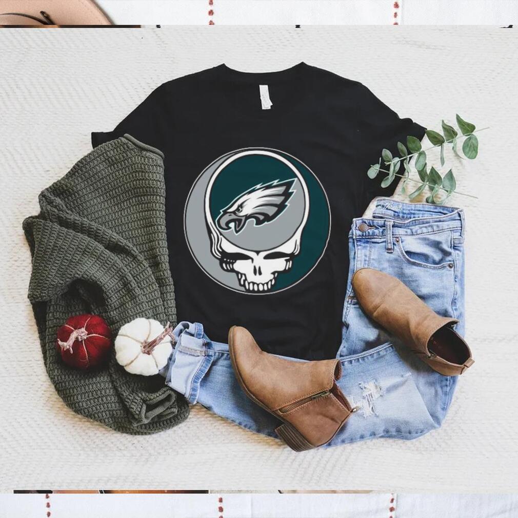 Philadelphia Eagles NFL Team Skull Grateful Dead Shirt